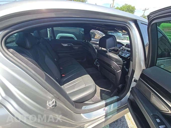2020 BMW 7 Series Sedan 740i M SPORT LINE - miniatura 16
