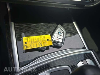 2020 BMW 7 Series Sedan 740i M SPORT LINE - miniatura 8