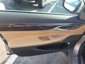2020 BMW 7 Series Sedan 740i - miniatura 9