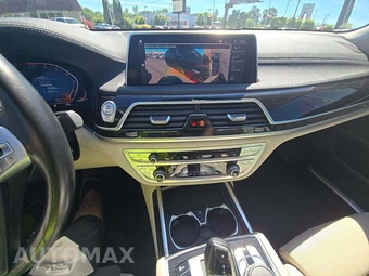 2020 BMW 7 Series Sedan 740i - miniatura 10