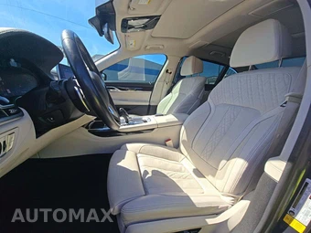 2020 BMW 7 Series Sedan 740i - miniatura 6