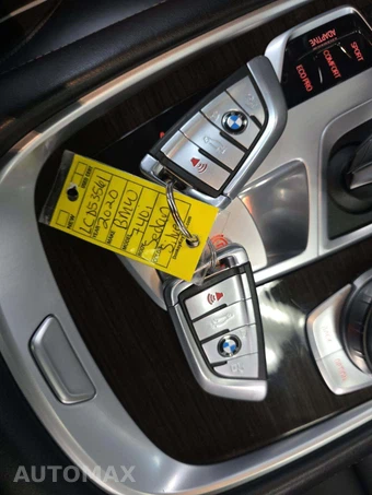 2020 BMW 7 Series Sedan 740i - miniatura 8