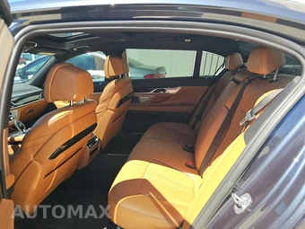 2020 BMW 7 Series Sedan 740i - miniatura 13