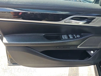 2020 BMW 7 Series Sedan 740i xDrive M SPORT LINE - miniatura 9