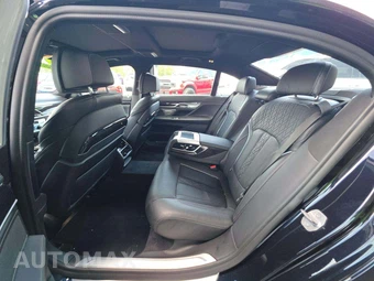 2020 BMW 7 Series Sedan 750i xDrive M SPORT LINE - miniatura 13