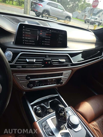 2020 BMW 7 Series Sedan 750i xDrive M SPORT LINE - miniatura 10
