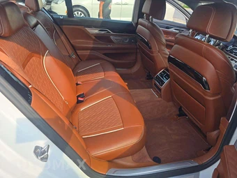 2020 BMW 7 Series Sedan 750i xDrive M SPORT LINE - miniatura 16