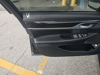 2020 BMW 7 Series Sedan 750i xDrive M SPORT LINE - miniatura 9