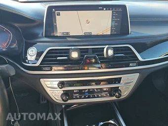 2020 BMW 7 Series Sedan 750i xDrive M SPORT LINE - miniatura 11