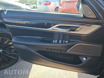 2020 BMW 7 Series Sedan 750i xDrive M SPORT LINE - miniatura 9