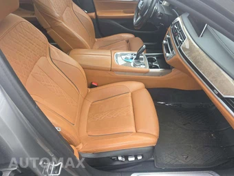2020 BMW 7 Series Sedan 750i xDrive M SPORT LINE - miniatura 18