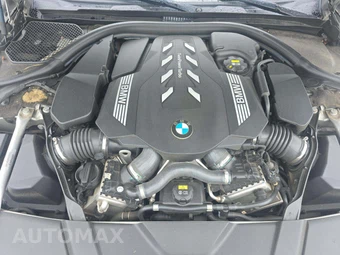 2020 BMW 7 Series Sedan 750i xDrive M SPORT LINE - miniatura 27