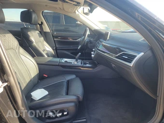 2020 BMW 7 Series Sedan 750i xDrive - miniatura 8