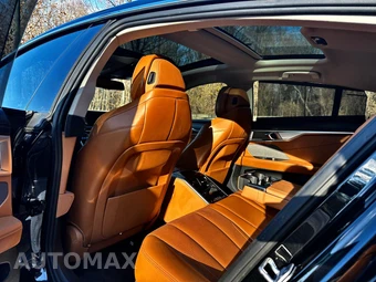 2020 BMW 8 Series Gran Coupe 840i xDrive Sedan - miniatura 23