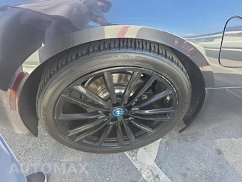 2020 BMW i8 Coupe – miniatura 10