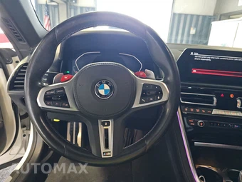 2020 BMW M8 Convertible - miniatura 10