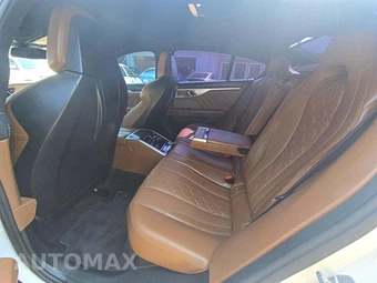 2020 BMW M8 Gran Coupe Competition Sedan – miniatura 12