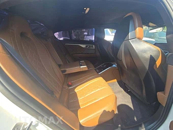 2020 BMW M8 Gran Coupe Competition Sedan – miniatura 15