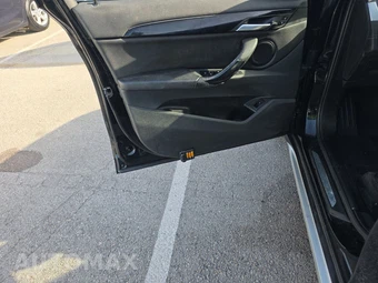 2020 BMW X1 Sports Activity Vehicle sDrive28i - miniatura 9