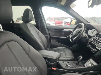 2020 BMW X1 Sports Activity Vehicle sDrive28i - miniatura 8