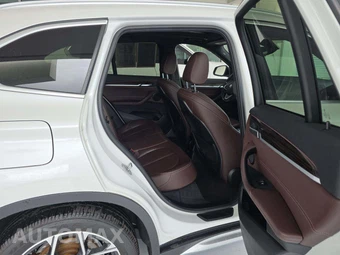 2020 BMW X1 Sports Activity Vehicle xDrive28i LUXURY LINE - miniatura 16