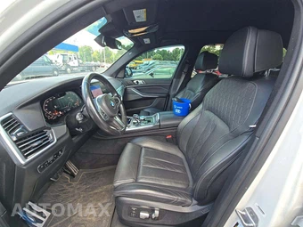 2020 BMW X5 Sports Activity Vehicle M50i - miniatura 6