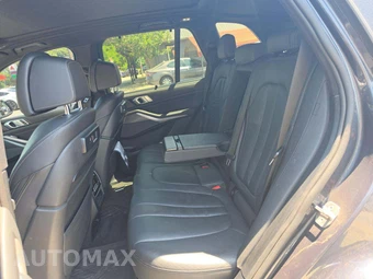2020 BMW X5 Sports Activity Vehicle M50i - miniatura 13