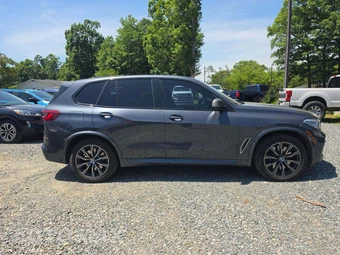 2020 BMW X5 Sports Activity Vehicle M50i - miniatura 4