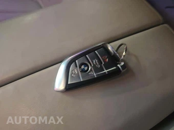 2020 BMW X6 Sports Activity Vehicle M50i - miniatura 8