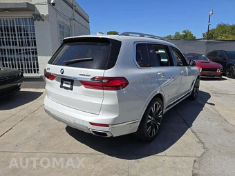 2020 BMW X7 Sports Activity Vehicle xDrive40i - miniatura 3