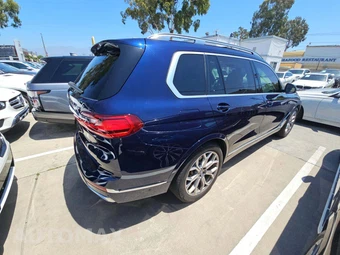 2020 BMW X7 Sports Activity Vehicle xDrive40i - miniatura 3