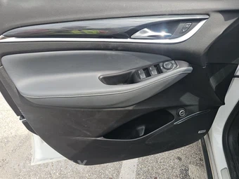 2020 Buick Enclave Essence 1SL – miniatura 9