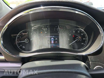 2020 Buick Encore Preferred 1SB – miniatura 9