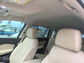 2020 Buick Envision Preferred 1SD – miniatura 11