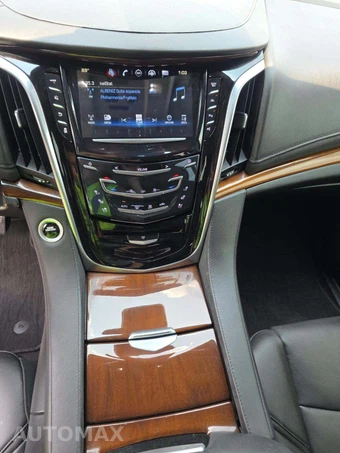 2020 Cadillac Escalade Luxury 1SB - miniatura 7