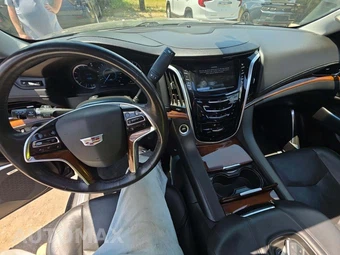 2020 Cadillac Escalade Luxury 1SB - miniatura 10