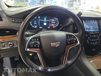 2020 Cadillac Escalade Luxury 1SB - miniatura 10