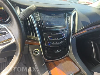 2020 Cadillac Escalade Luxury 1SB - miniatura 11