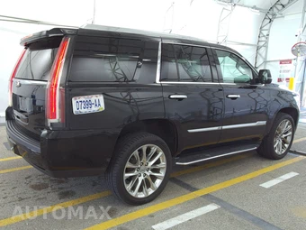 2020 Cadillac Escalade Luxury 1SB - miniatura 4