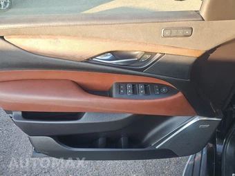 2020 Cadillac Escalade Luxury 1SB - miniatura 9