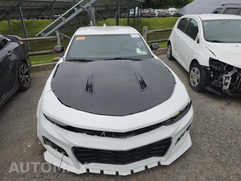 2020 Chevrolet Camaro 1LT Coupe – miniatura 2