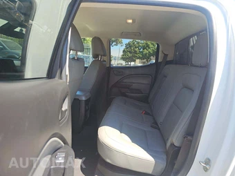 2020 Chevrolet Colorado WT Crew Cab Long Bed 4WT - miniatura 10