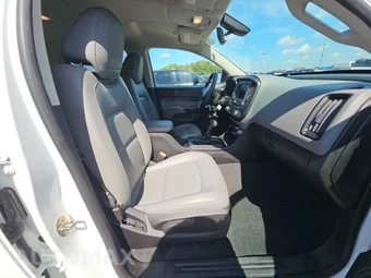 2020 Chevrolet Colorado WT Crew Cab Long Bed 4WT - miniatura 8