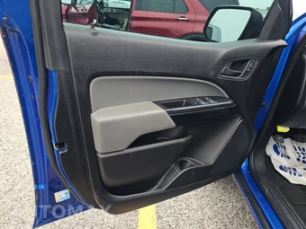 2020 Chevrolet Colorado WT Crew Cab Medium Bed 2WT – miniatura 9