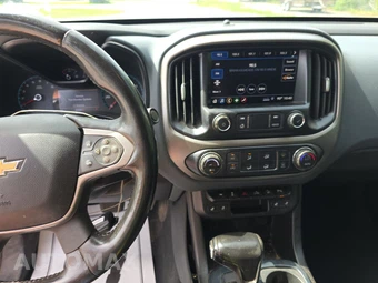 2020 Chevrolet Colorado Z71 Crew Cab Medium Bed 2Z7 – miniatura 11