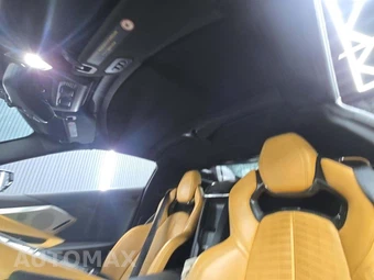 2020 Chevrolet Corvette Stingray Coupe 1LT - miniatura 8