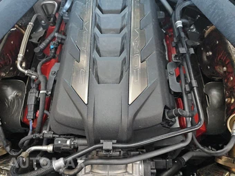 2020 Chevrolet Corvette Stingray Coupe 2LT - miniatura 16