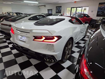 2020 Chevrolet Corvette Stingray Coupe 3LT - miniatura 3