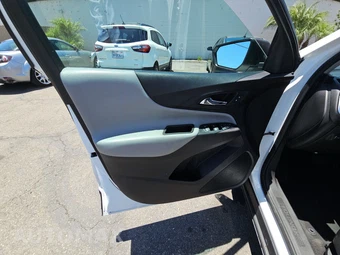 2020 Chevrolet Equinox LS 1LS - miniatura 9