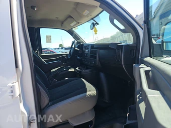 2020 Chevrolet Express 2500 Cargo Van 1WT 135.2" WB - miniatura 8